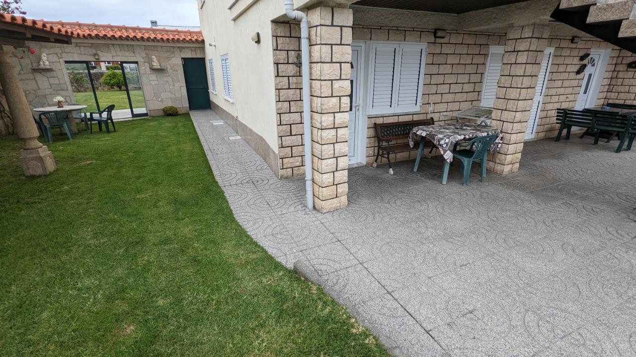 Room Villa Ribeiro Pilgrims Way To Santiago Bike A Garage For Marinhas Esposende Exterior foto